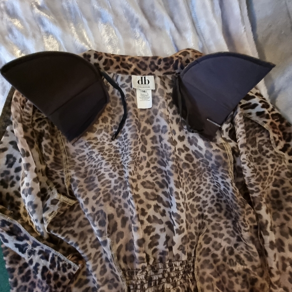 NWT Db Collection Sleeveless Leopard Dress With Short Sleeved Blazer. - Picture 7 of 16